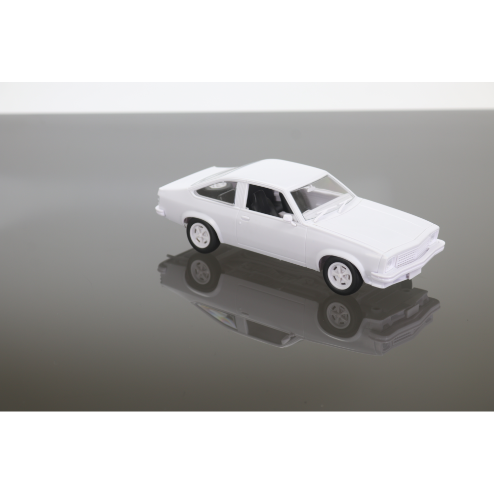 DDA 1:24 Plastic Kit LX SS 6 Cyl DDA815K