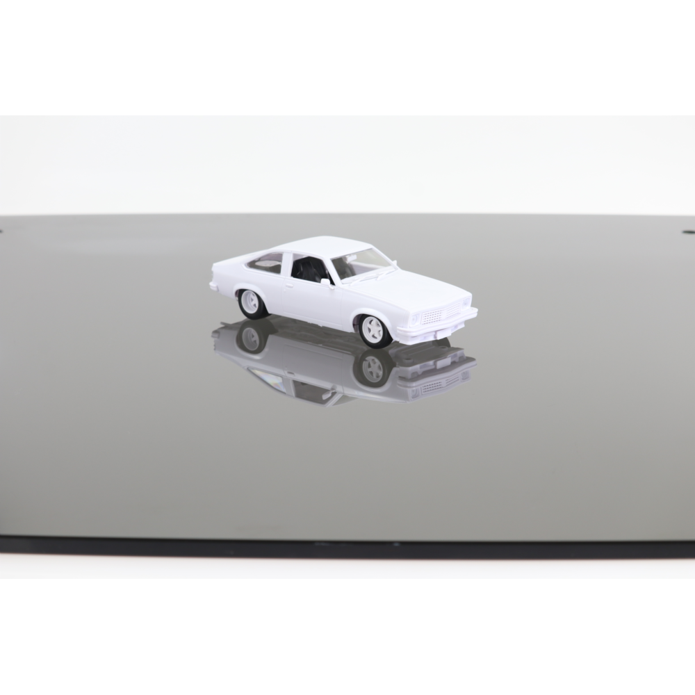 DDA 1:24 Plastic Kit LX SS 6 Cyl DDA816K