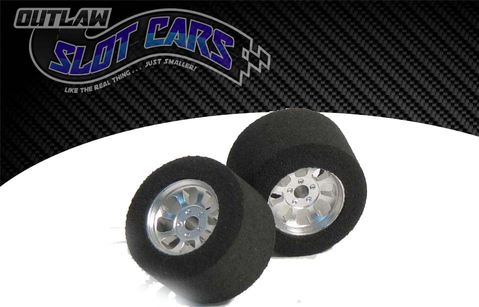 H&R NASCAR REAR WIDE SILVER FOAM TIRE HR1103