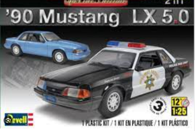 1990 Mustang LX 5.0 Model Kit 1/25