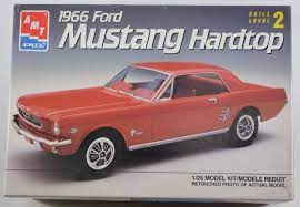 1966 Ford Mustang Hardtop Model Kit 1/25