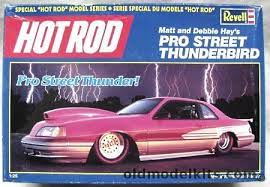 Pro Street Thunderbird Model 1/25