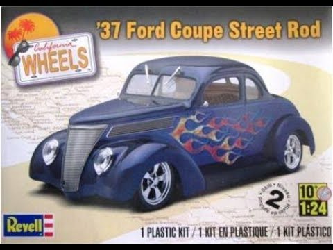 1937 Ford Coupe Street Rod Model Kit 1/25