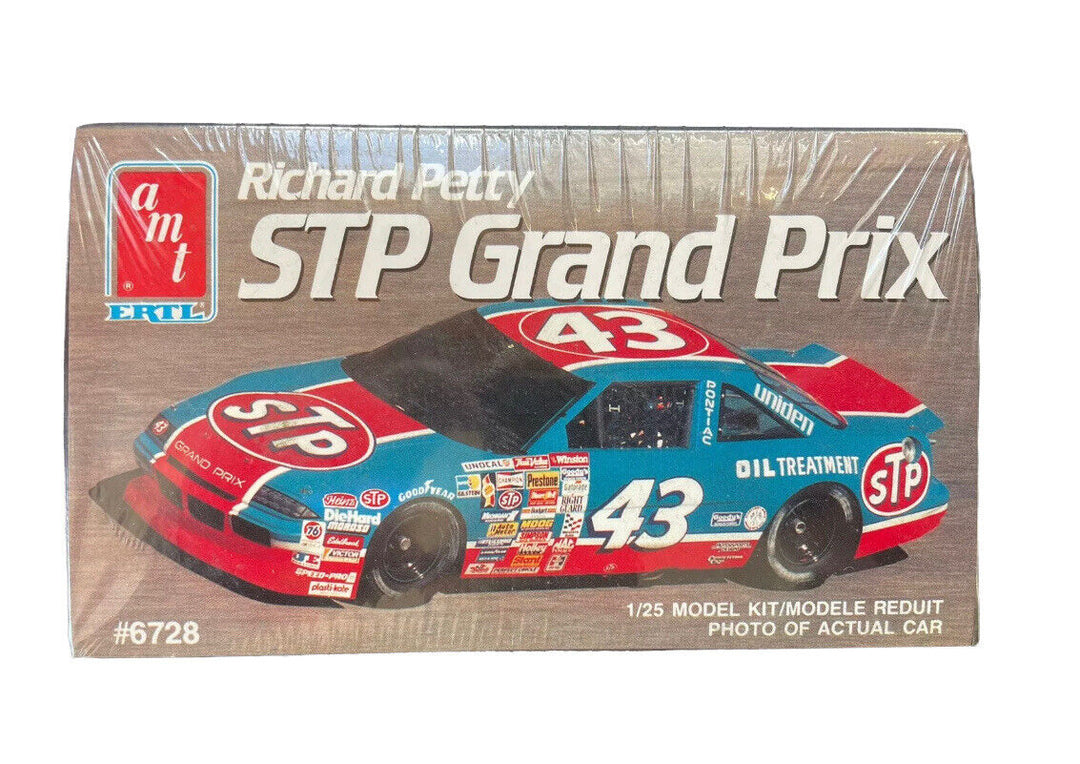 Richard Petty STP Grand Model Kit 1/25