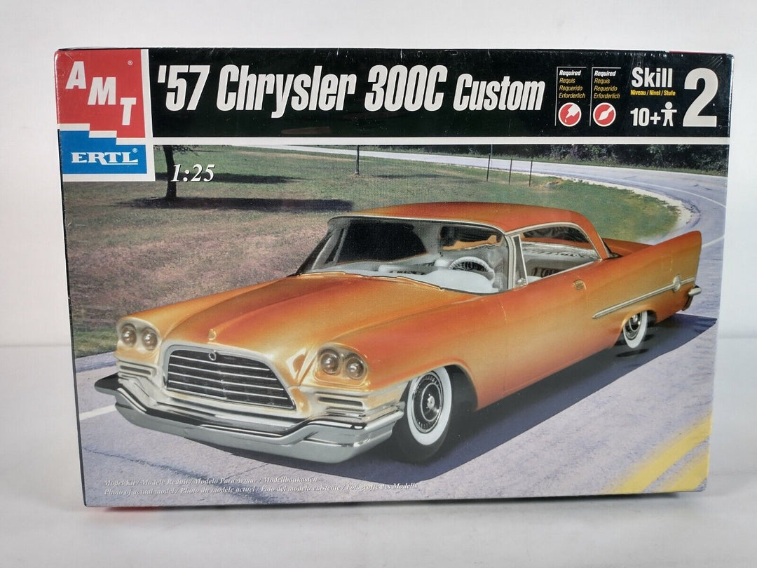 1957 Chrysler 300c Model Kit 1/25