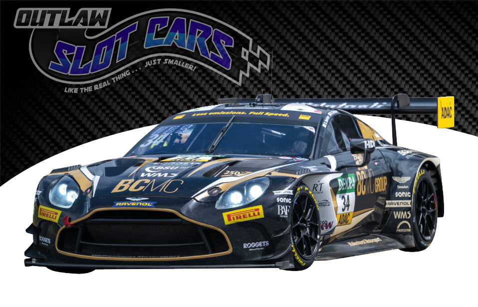 Carrera 20027805 Aston Martin Vantage AMR GT3 Evo "Walkenhorst Motorsport, No.34"