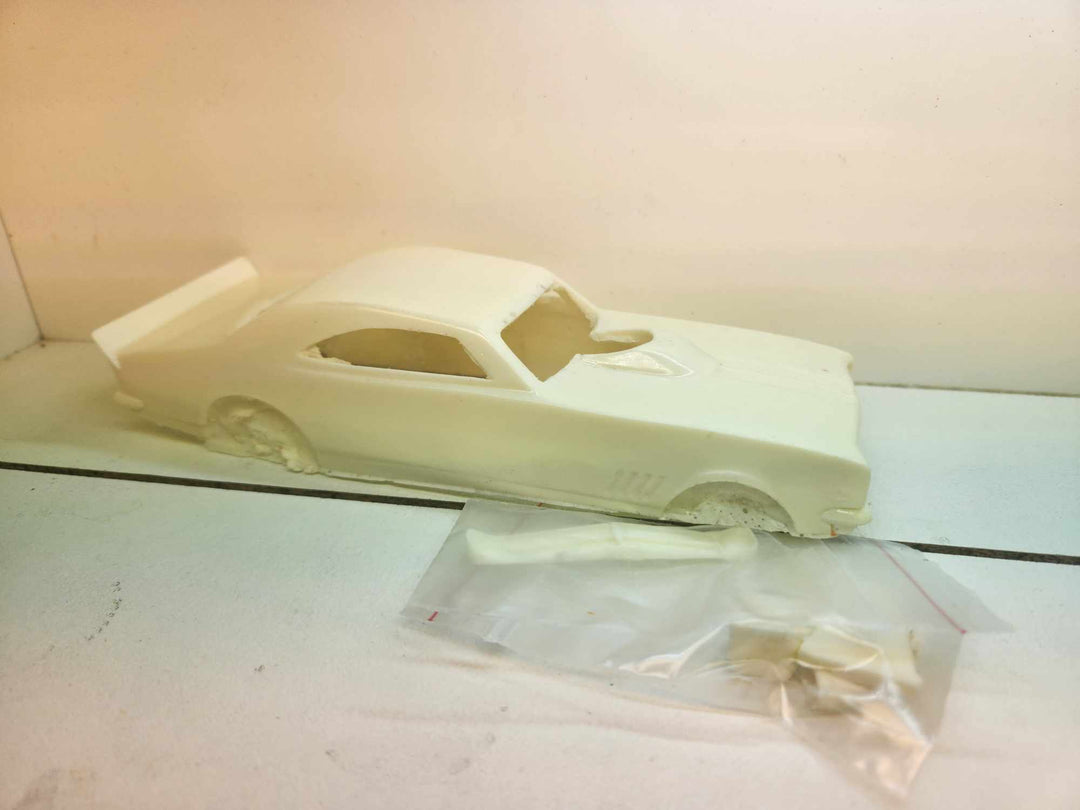 OMR Resin HK Holden F/C 015
