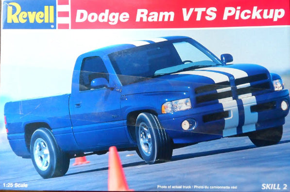 Dodge Ram VTS Pick Up Model 1/25
